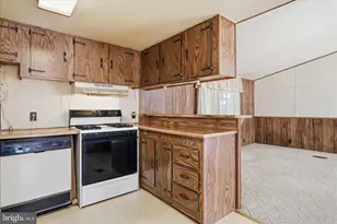 3919 Fairview Dr, Berkeley Springs, WV 25411 - Photo 6