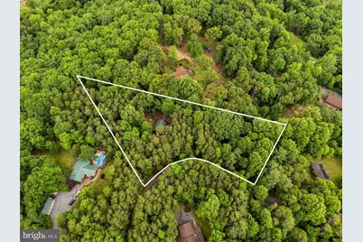 295 Creekview Lane, Berkeley Springs, WV 25411 - Photo 2