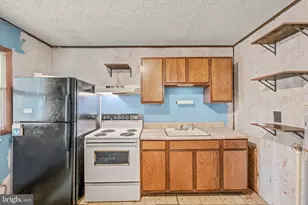 602 Plum Tree Ln, Berkeley Springs, WV 25411 - Photo 10