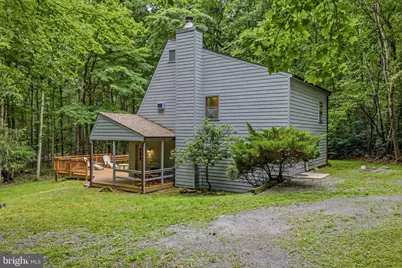 221 Mountainside Road, Berkeley Springs, WV 25411 - Photo 4