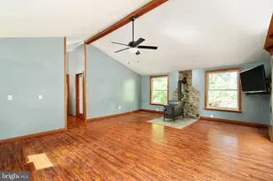 128 Barksdale Ln, Hedgesville, WV 25427 - Photo 4