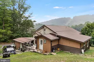 1499 Valley Rd, Berkeley Springs, WV 25411 - Photo 34