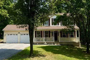 354 Open Meadow Ln, Hedgesville, WV 25427 - Photo 1