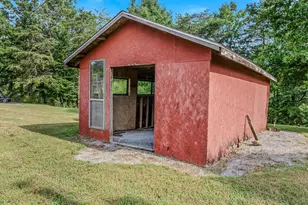 74 Bayberry Ln, Berkeley Springs, WV 25411 - Photo 46