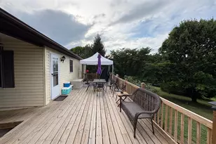 68 Sunset Dr, Berkeley Springs, WV 25411 - Photo 4