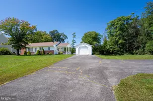1911 Fairview Dr, Berkeley Springs, WV 25411 - Photo 6
