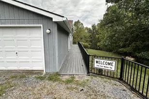 346 Earl Weber Rd, Berkeley Springs, WV 25411 - Photo 14