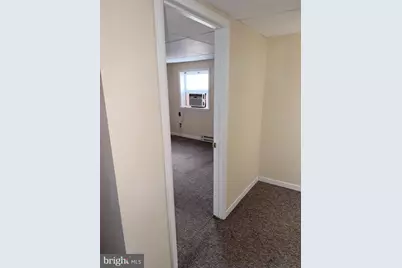 45 N Green St #4, Berkeley Springs, WV 25411 - Photo 6