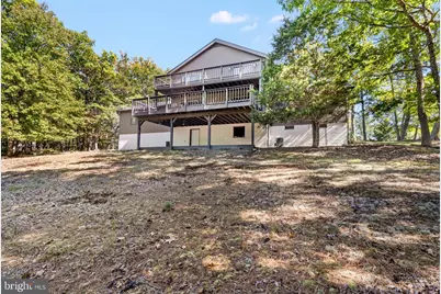 465 Sundown Trl, Great Cacapon, WV 25422 - Photo 4