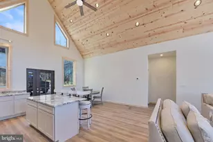 371 Goldfinch Ln, Terra Alta, WV 26764 - Photo 10