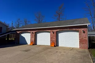 301 Dinkenberger Rd, Kingwood, WV 26537 - Photo 30