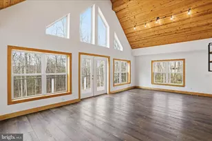 275 Sine Pl, Bruceton Mills, WV 26525 - Photo 10