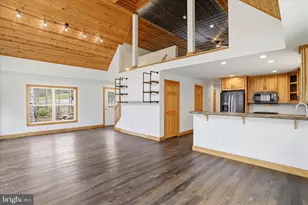 275 Sine Pl, Bruceton Mills, WV 26525 - Photo 12