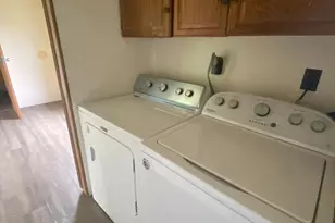 105 4th St, Terra Alta, WV 26764 - Photo 6