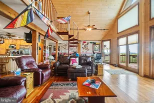 1516 White Oak School Rd, Terra Alta, WV 26764 - Photo 18