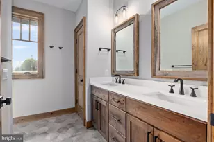 445 Eaglewood Trl, Franklin, WV 26807 - Photo 32