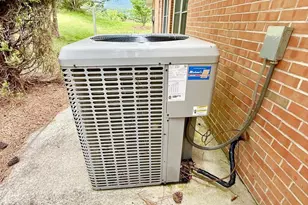 139 Glover Dr, Franklin, WV 26807 - Photo 6