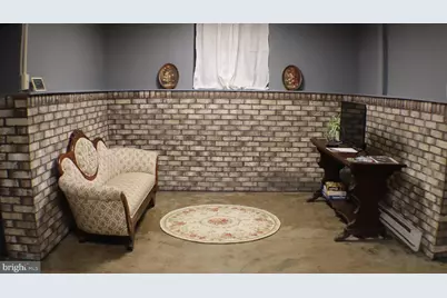 17 S Main St, Franklin, WV 26807 - Photo 12