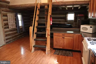 418 R & R Ridge Rd, Brandywine, WV 26802 - Photo 8