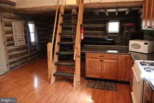 418 R & R Ridge Rd, Brandywine, WV 26802 - Photo 8