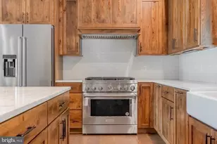 639 Golf Club Dr, Franklin, WV 26807 - Photo 20