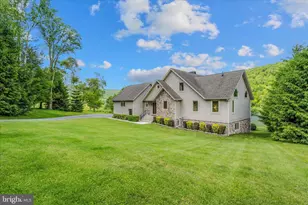 344 Mallow Lake Dr, Davis, WV 26260 - Photo 4