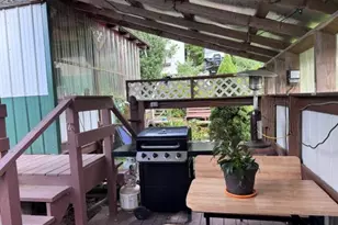138 Brown St, Thomas, WV 26292 - Photo 22