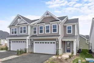 208 Sunbird Ln, Waynesboro, VA 22980 - Photo 1