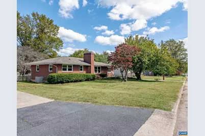 1837 S. Talbott Pl, Waynesboro, VA 22980 - Photo 1