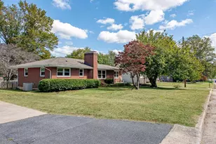 1837 S Talbott Pl, Waynesboro, VA 22980 - Photo 1