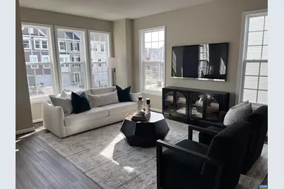 300 Cheshire Ln, Waynesboro, VA 22980 - Photo 1