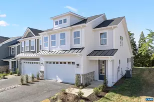 112 Sunbird Ln, Waynesboro, VA 22980 - Photo 1