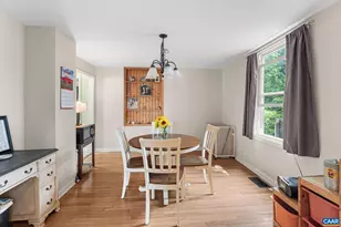 564 N Bath Ave, Waynesboro, VA 22980 - Photo 4