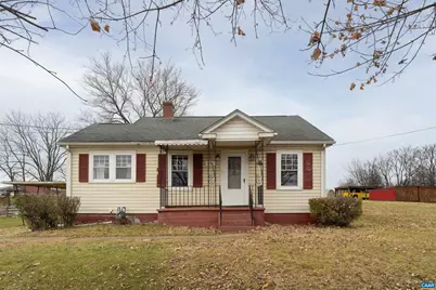 1007 Sherwood Ave, Waynesboro, VA 22980 - Photo 1