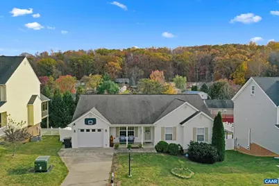 900 Geoffery St, Staunton, VA 24401 - Photo 1