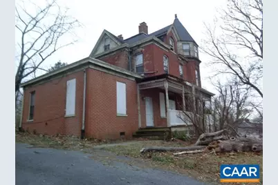 1040 Reservoir St, Waynesboro, VA 22980 - Photo 1