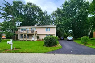 122 W Bay View Dr, Annapolis, MD 21403 - Photo 1