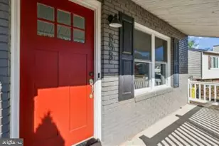 898 Brighton Pl, Glen Burnie, MD 21061 - Photo 1