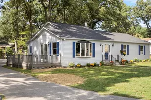 222 Magothy Rd, Pasadena, MD 21122 - Photo 1