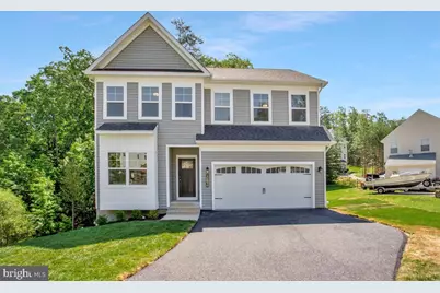 404 Warwick, Edgewater, MD 21037 - Photo 1