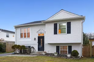 2313 Westport Ln, Crofton, MD 21114 - Photo 1