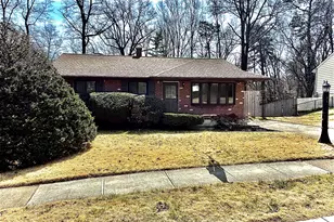 545 Crestpark Dr, Glen Burnie, MD 21061 - Photo 1