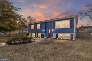 675 211th St, Pasadena, MD 21122 - Photo 1