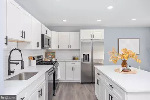352 Gatewater Ct, Glen Burnie, MD 21060 - Photo 1