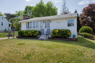 819 Bentwillow Dr, Glen Burnie, MD 21061 - Photo 1