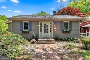 155 Ridgeway Cir, Arnold, MD 21012 - Photo 1