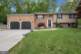 1243 Silver Run Dr, Pasadena, MD 21122 - Photo 1