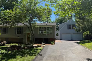 1022 Harbor Dr, Annapolis, MD 21403 - Photo 1