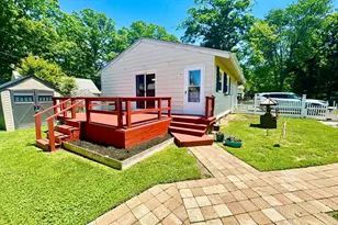 4740 Frederick Ave, Shady Side, MD 20764 - Photo 1