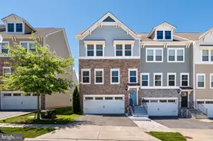 923 Thurston Ln, Glen Burnie, MD 21060 - Photo 1